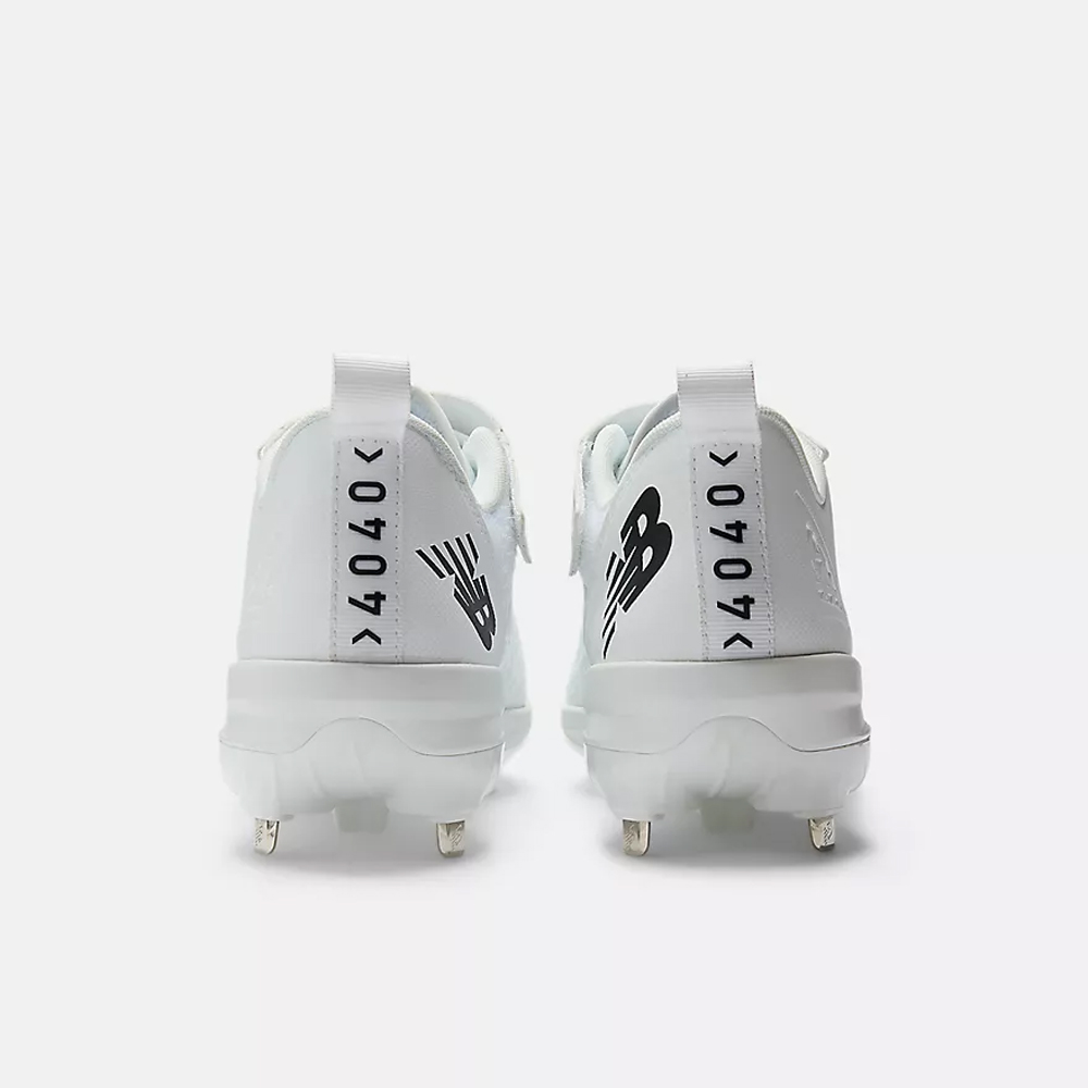 뉴발란스 NB 퓨얼셀 v8 징스파이크 야구화 L4040TW8 화이트 블랙