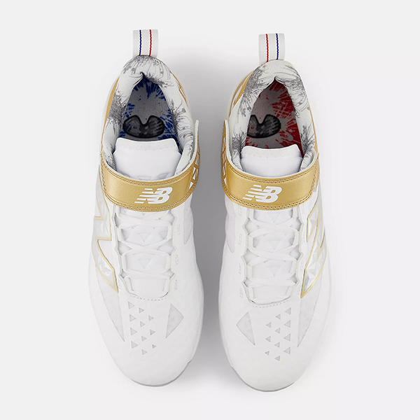 뉴발란스 NB 퓨얼셀 v8 징스파이크 야구화 L4040HC8 화이트 골드